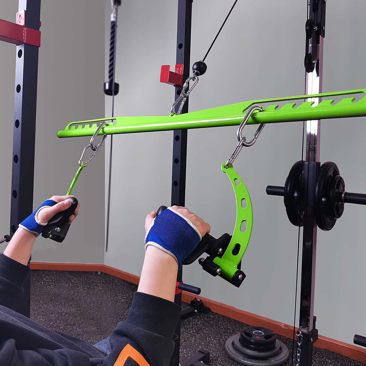 Marsafit Adjustable Cable Machine Lat Pull Down Bar Attachment