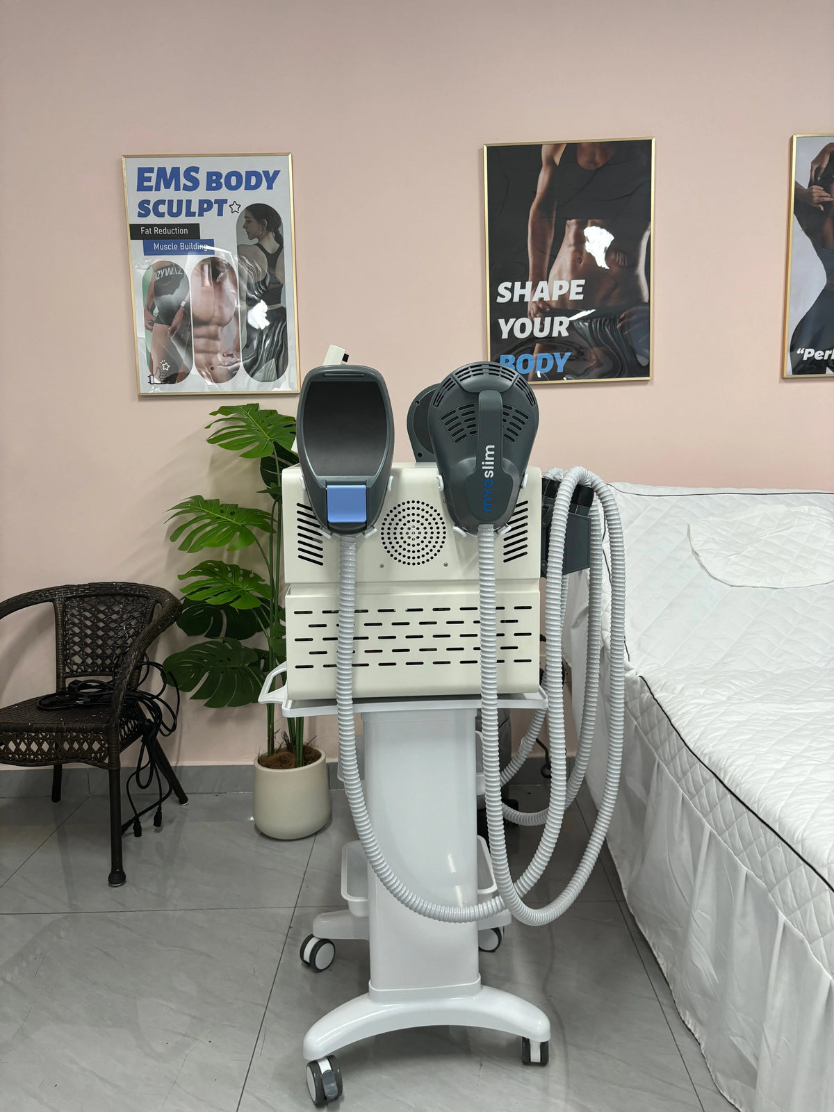 Myoslim Ems Rf Body Sculpting Machine For Effective Contouring